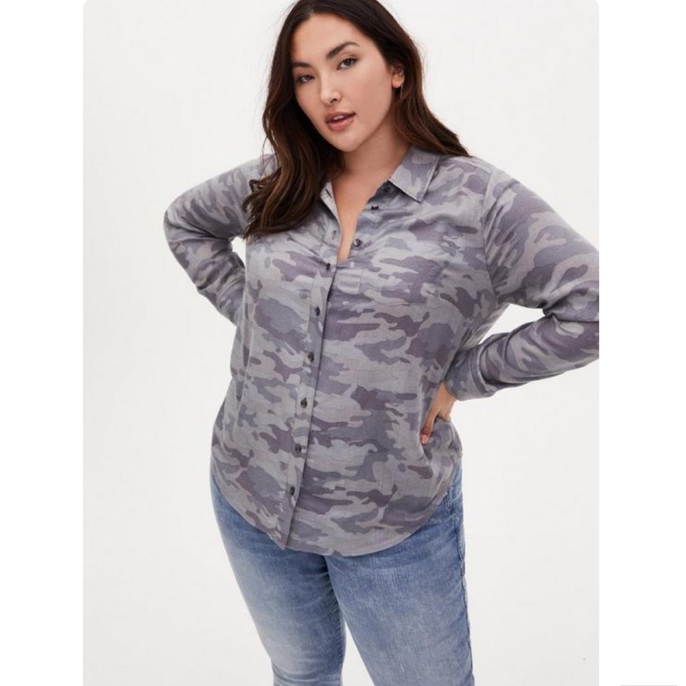 Torrid Relaxed Fit Brushed Rayon Grey Camo Button Up Shirt